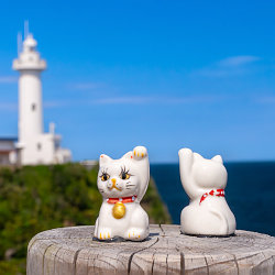 大王埼灯台と猫